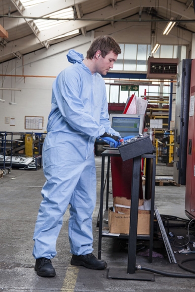 Комбинезон термозащитный KleenGuard® A65 FR с капюшоном (25 штук)