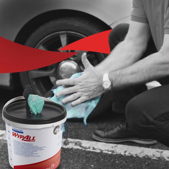 7775 Чистящие салфетки WypAll® Cleaning Wipes в большой тубе (6 туб х 90 л)