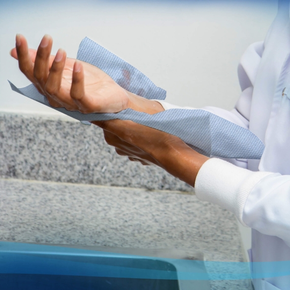 6668 Бумажные полотенца в рулонах Scott® Xtra голубые 1 слой (6 рул х 304 м)