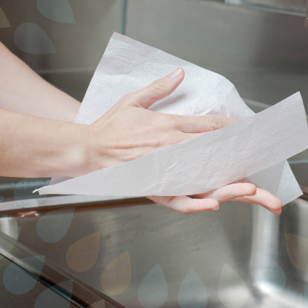 Бумажные полотенца в пачках 1126 Kleenex Ultra Soft Pop-Up белые объёмные от Kimberly-Clark Professional (18 пач х 70 л)