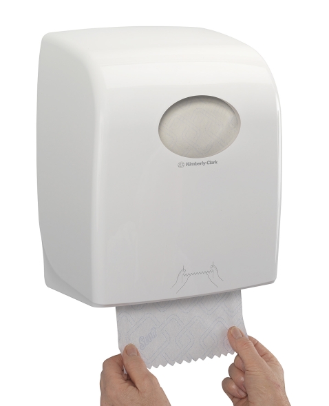 6620 Бумажные полотенца в рулонах Scott® Control белые 1 слой (6 рулонов по 250 метров)